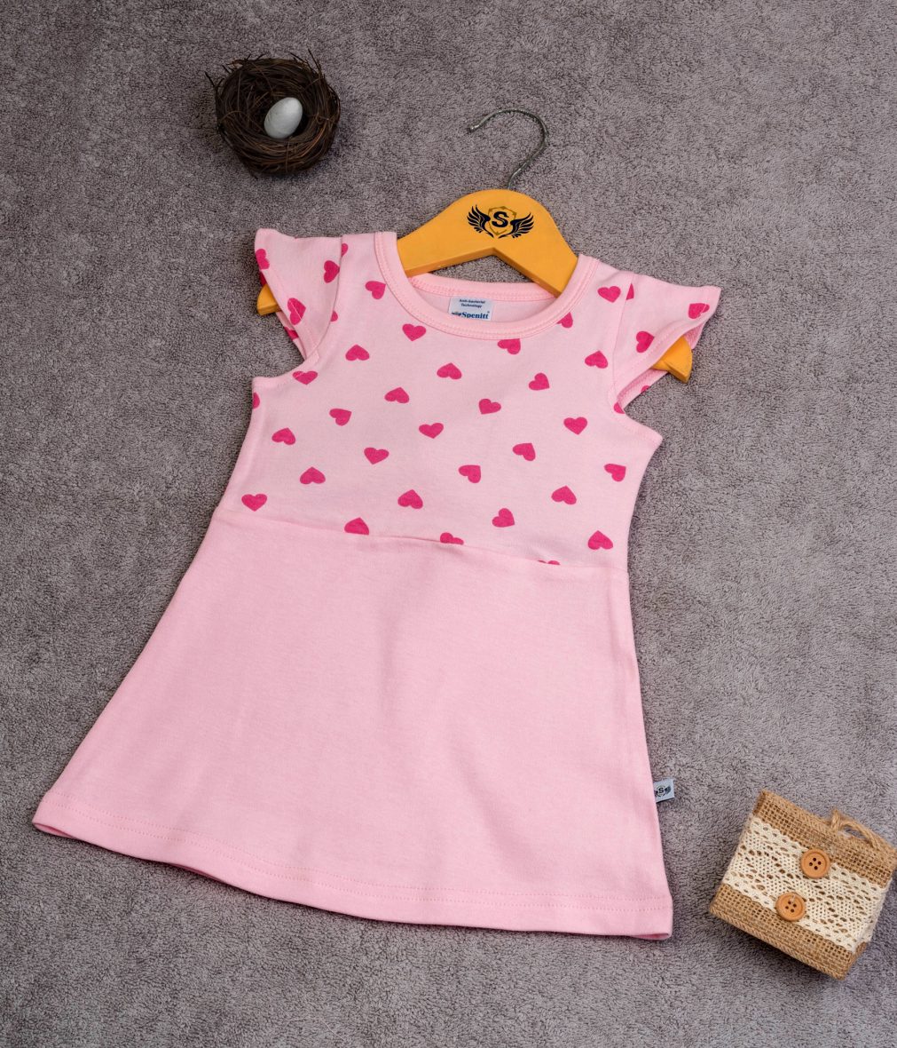 Cap sleeve pink dress for baby girls